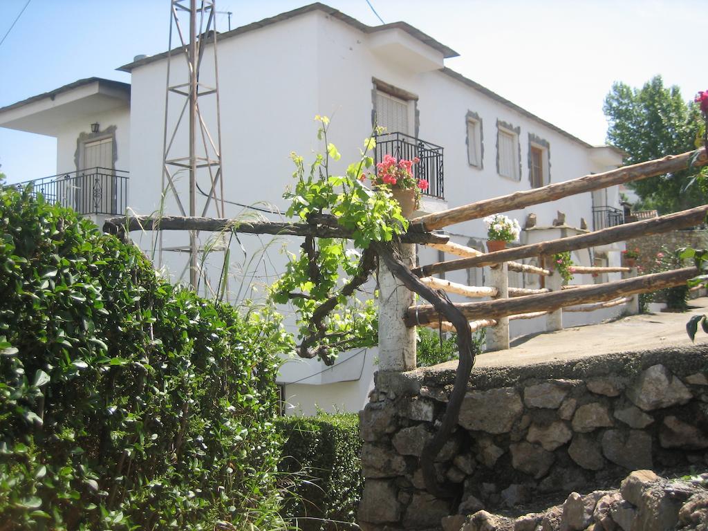 Alojamiento Rural Mirador Del Avellano Alpujarra De La Sierra Eksteriør bilde